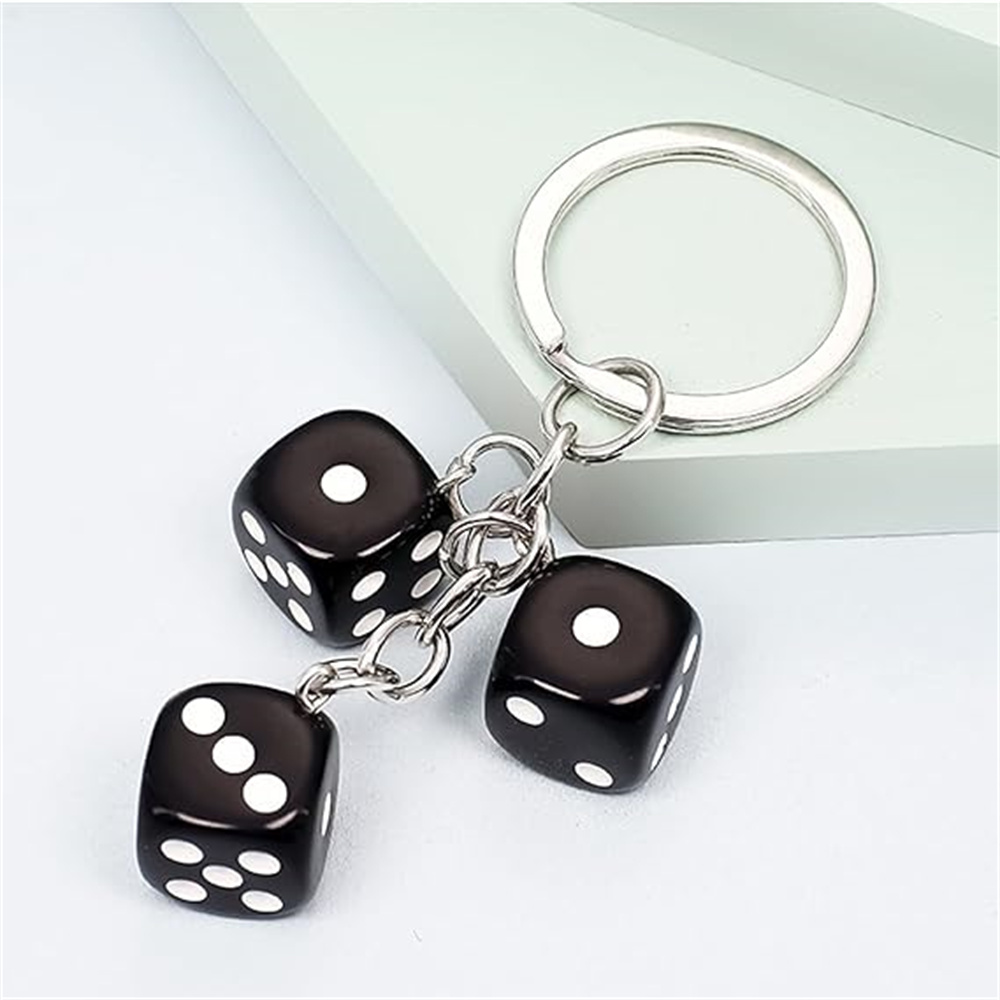 سلسلة مفاتيح نرد ثلاثية الأبعا - مراجعة Gaming Accessories Gifts For Men وسعره
